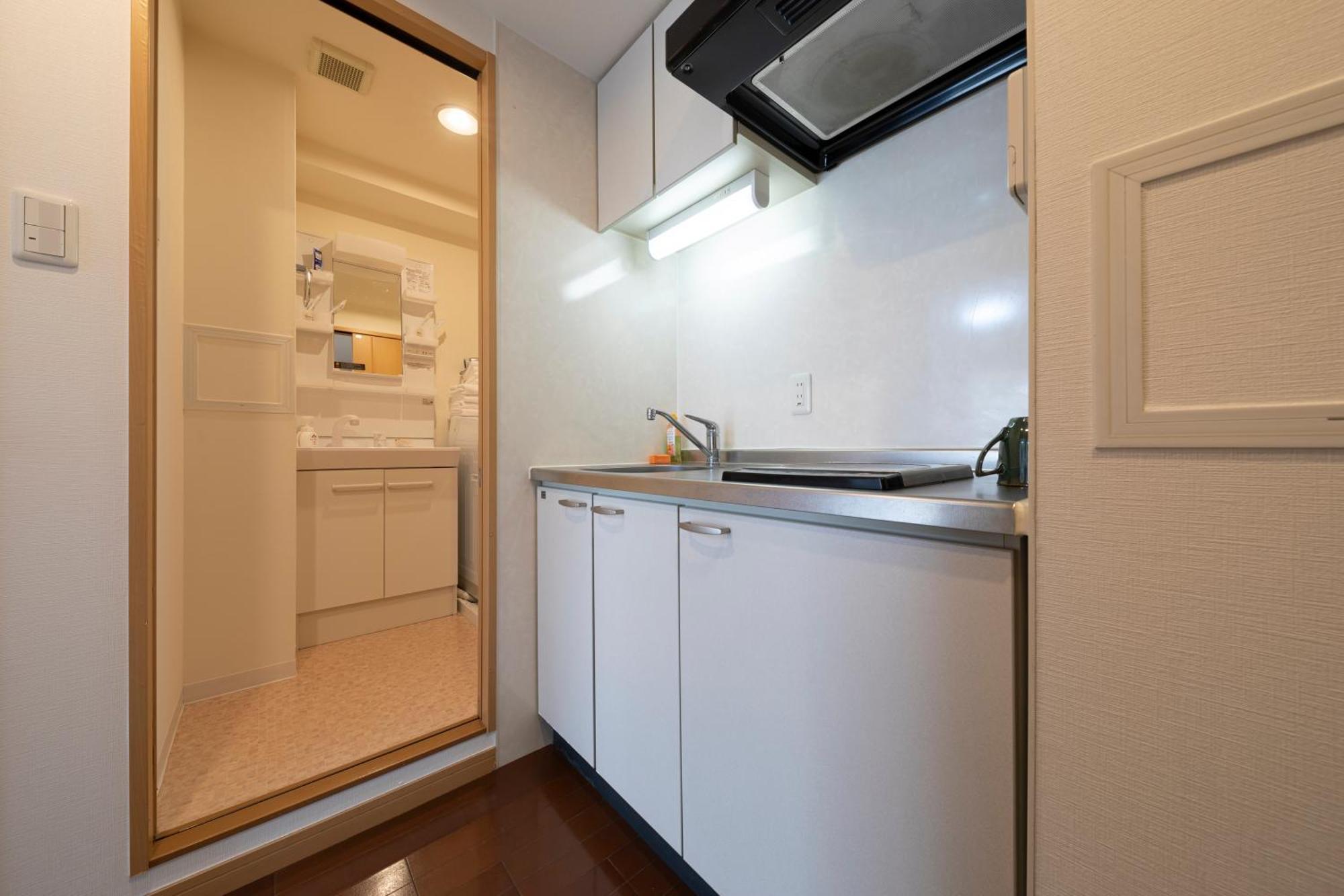 クリスタルコート難波 Apartment Osaka Exterior photo