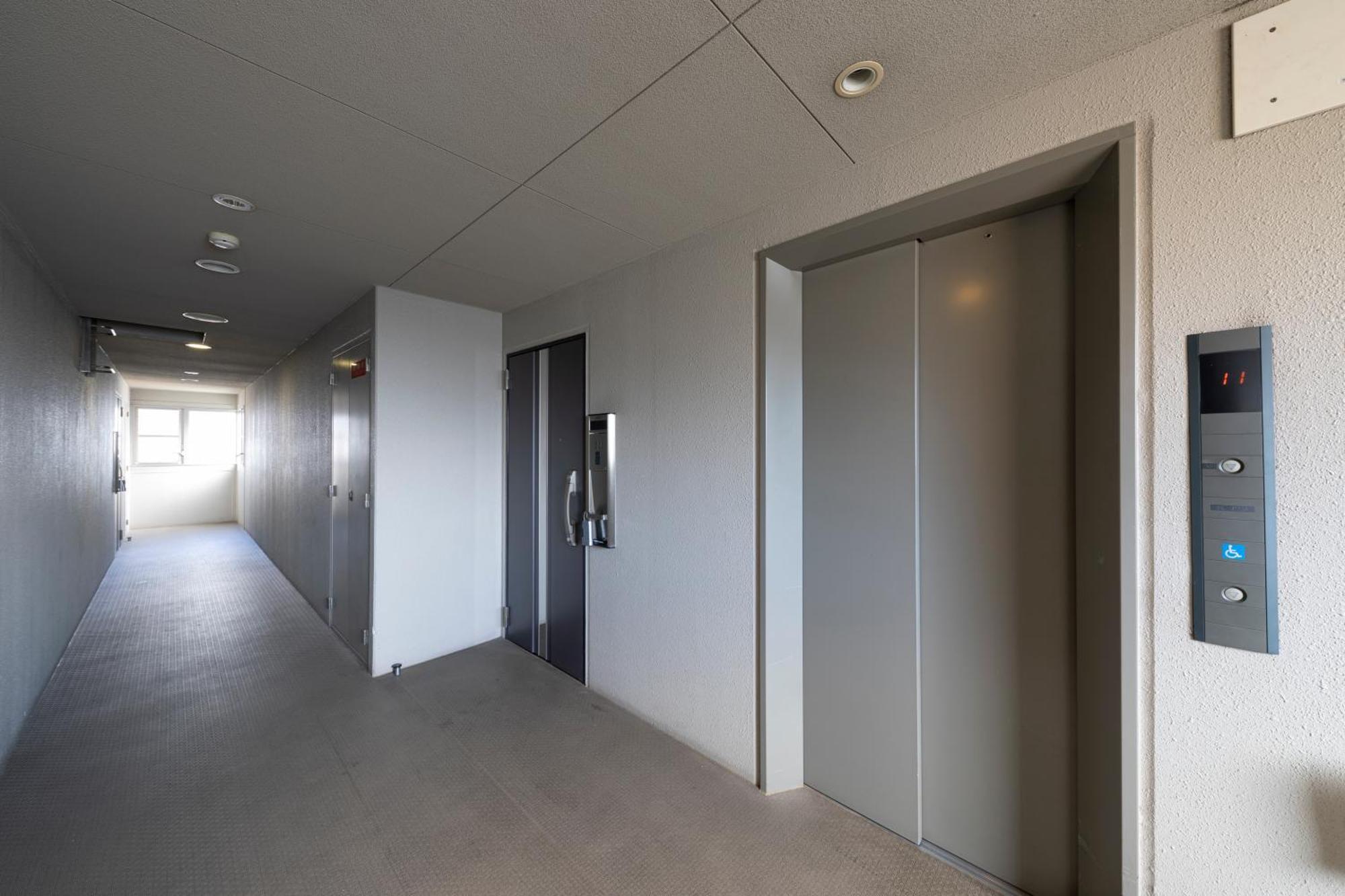 クリスタルコート難波 Apartment Osaka Exterior photo