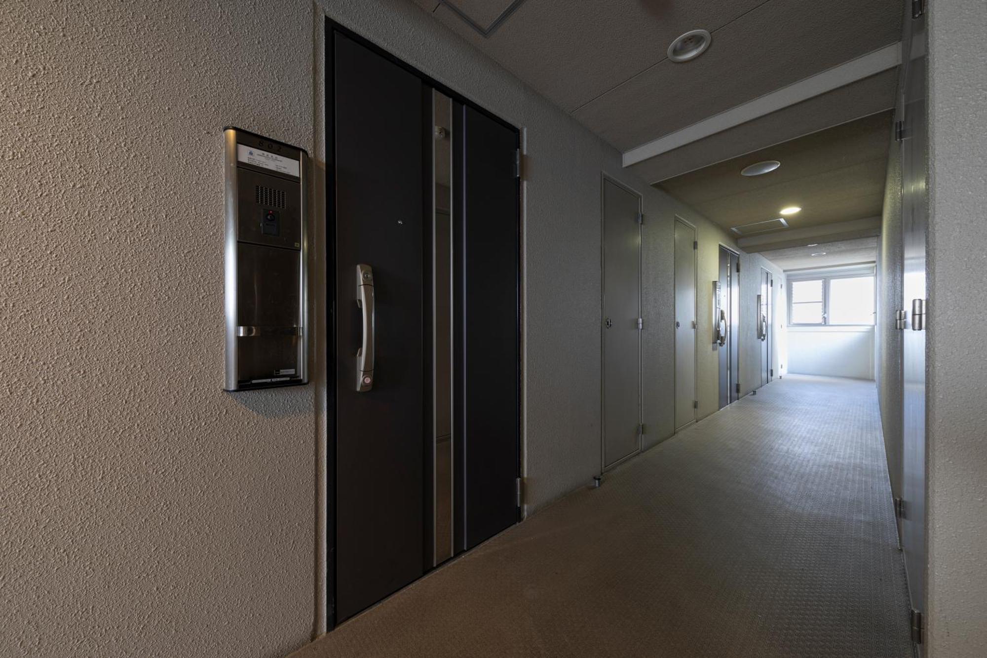 クリスタルコート難波 Apartment Osaka Exterior photo